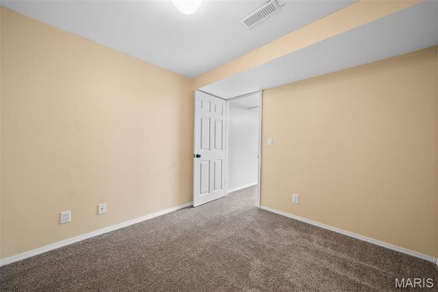 12123 Prestonpark Lane, St Louis, MO 63146