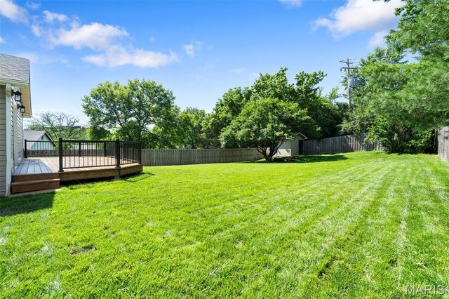 12123 Prestonpark Lane, St Louis, MO 63146