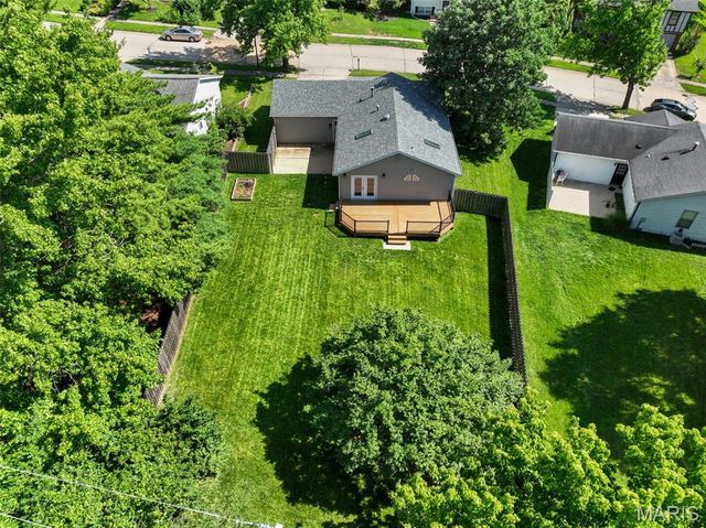 12123 Prestonpark Lane, St Louis, MO 63146