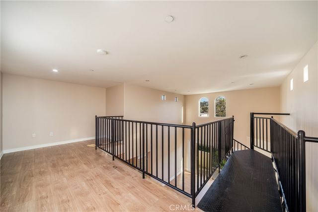 12916 MOORPARK Street 304, Studio City, CA 91406