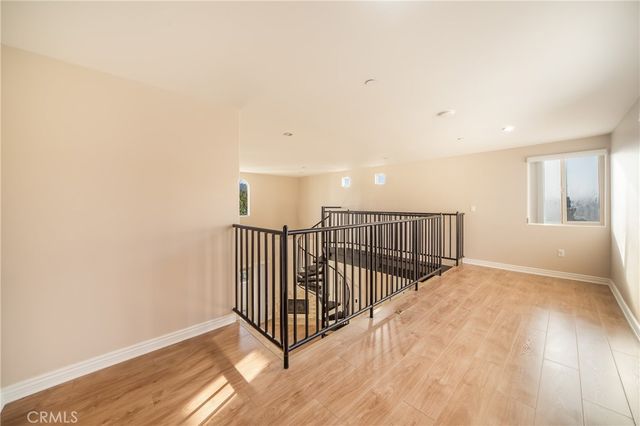 12916 MOORPARK Street 304, Studio City, CA 91406