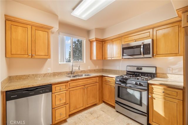 12916 MOORPARK Street 304, Studio City, CA 91406