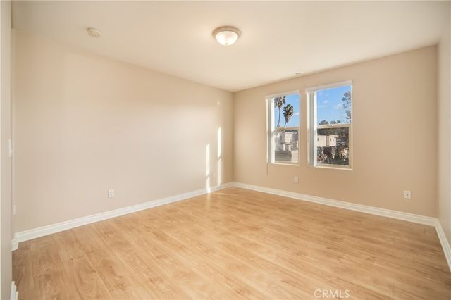 12916 MOORPARK Street 304, Studio City, CA 91406