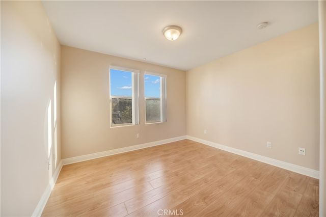 12916 MOORPARK Street 304, Studio City, CA 91406
