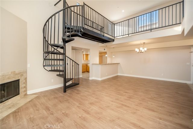 12916 MOORPARK Street 304, Studio City, CA 91406