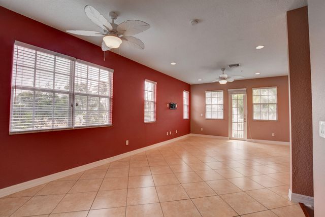 120 Ocean Cay Way, Hypoluxo, FL 33462