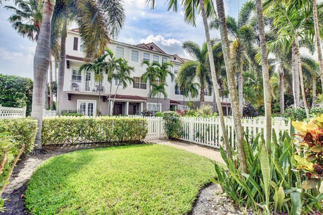 120 Ocean Cay Way, Hypoluxo, FL 33462