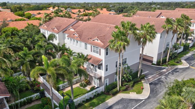 120 Ocean Cay Way, Hypoluxo, FL 33462