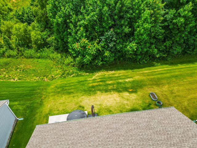396 Streamview DR, White House, TN 37188
