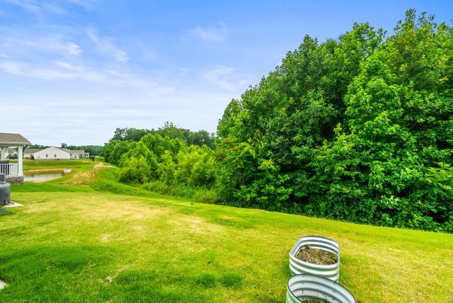 396 Streamview DR, White House, TN 37188