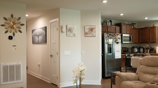 396 Streamview DR, White House, TN 37188