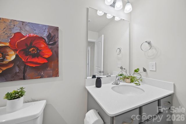 1211 Bigelow Street, Charlotte, NC 28269