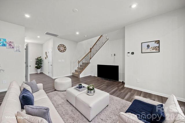 1211 Bigelow Street, Charlotte, NC 28269