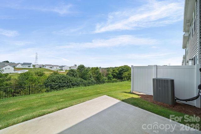 1211 Bigelow Street, Charlotte, NC 28269