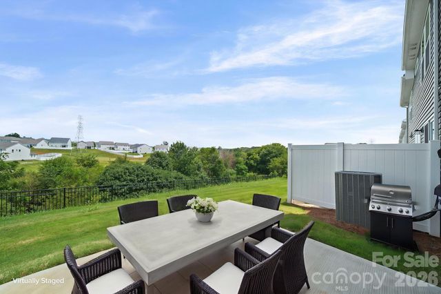 1211 Bigelow Street, Charlotte, NC 28269