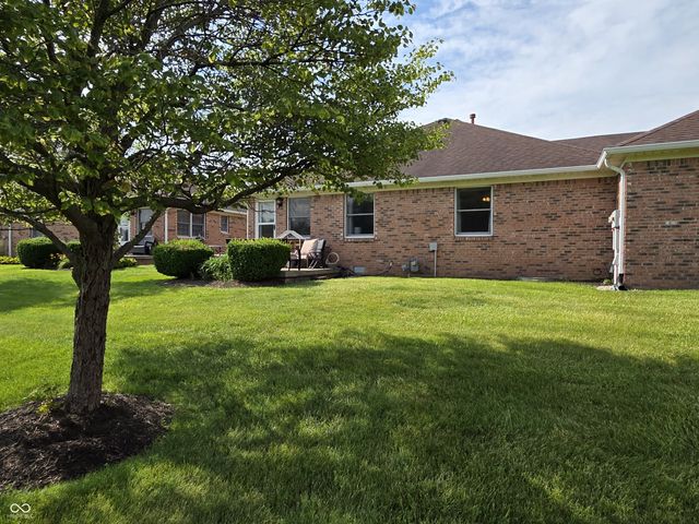 110 Sterling Drive 5, Pittsboro, IN 46167