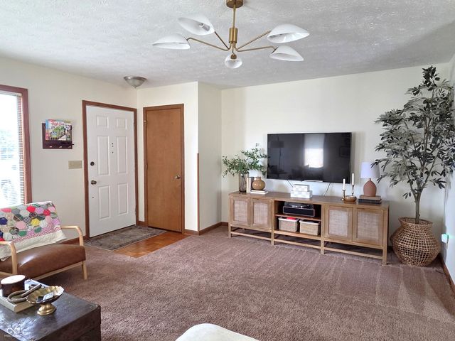 110 Sterling Drive 5, Pittsboro, IN 46167
