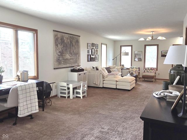 110 Sterling Drive 5, Pittsboro, IN 46167