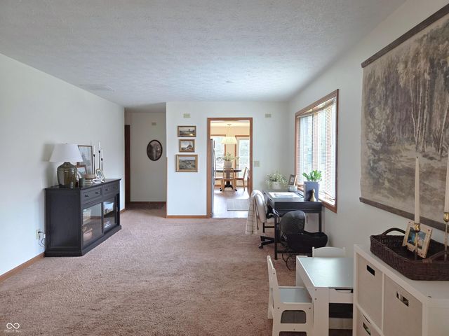 110 Sterling Drive 5, Pittsboro, IN 46167