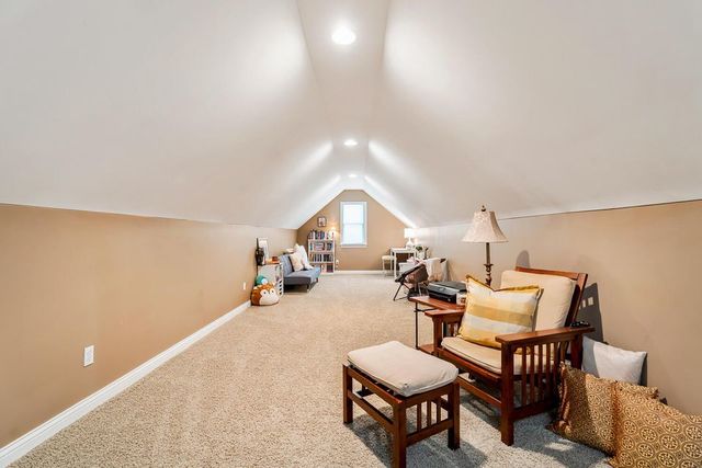 8617 N 381 W, Lake Village, IN 46349