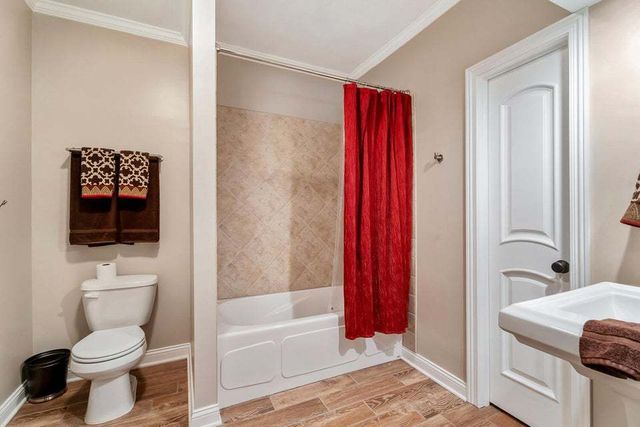 8617 N 381 W, Lake Village, IN 46349