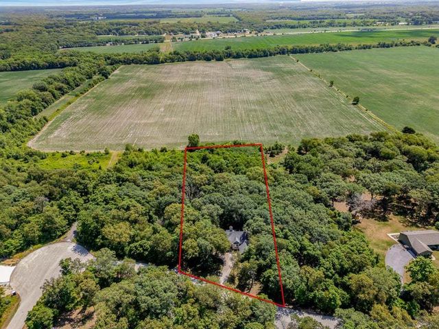 8617 N 381 W, Lake Village, IN 46349