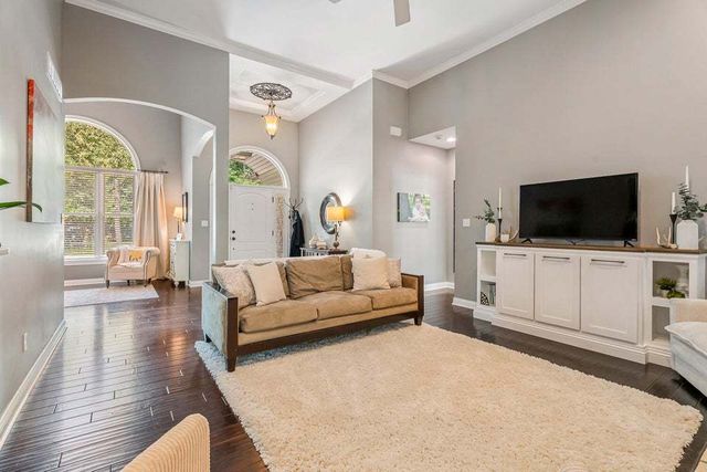 8617 N 381 W, Lake Village, IN 46349