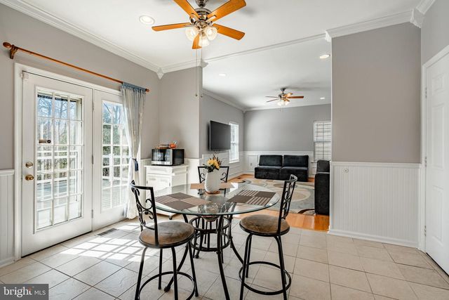 107 W FLAGSTONE DR, Newark, DE 19702