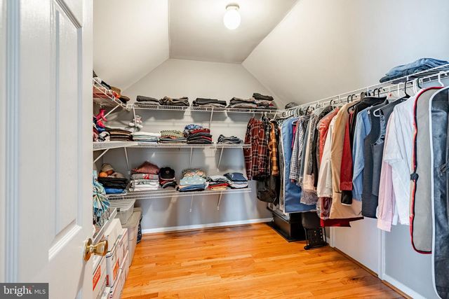 107 W FLAGSTONE DR, Newark, DE 19702