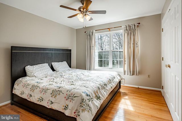 107 W FLAGSTONE DR, Newark, DE 19702