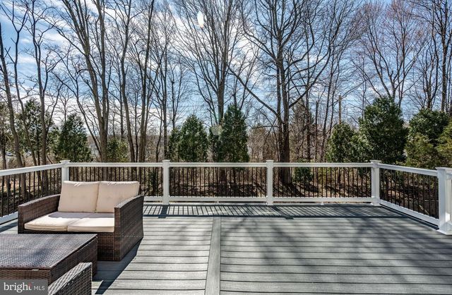 107 W FLAGSTONE DR, Newark, DE 19702