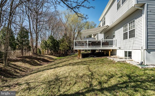 107 W FLAGSTONE DR, Newark, DE 19702