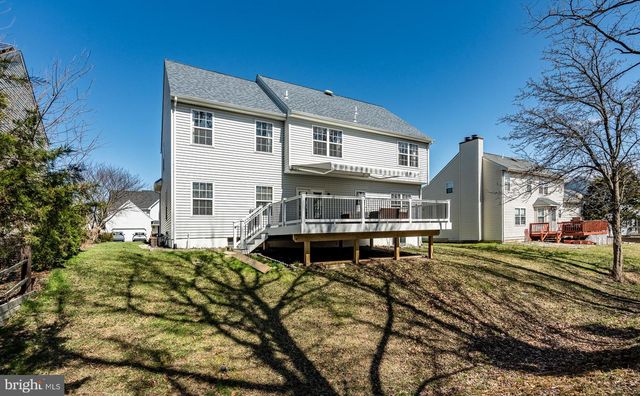 107 W FLAGSTONE DR, Newark, DE 19702