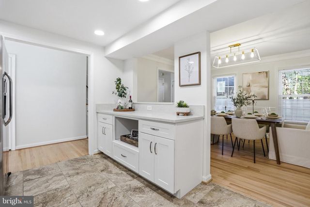 7000 ALICENT PL, Mclean, VA 22101