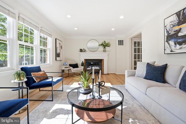 7000 ALICENT PL, Mclean, VA 22101