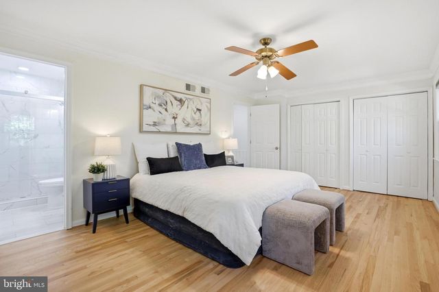 7000 ALICENT PL, Mclean, VA 22101