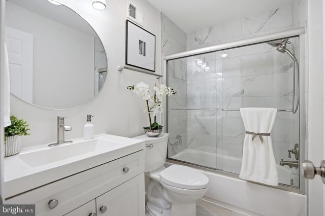 7000 ALICENT PL, Mclean, VA 22101