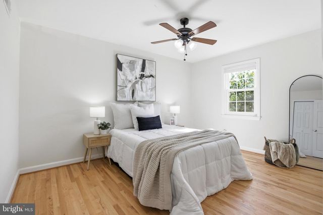 7000 ALICENT PL, Mclean, VA 22101