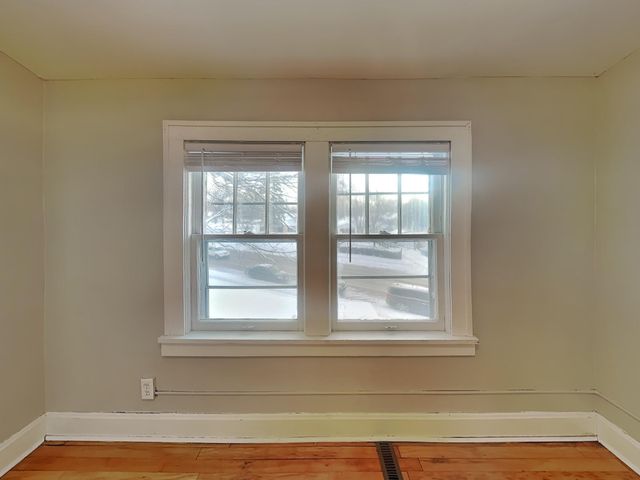 3610 Oakdale Avenue N, Robbinsdale, MN 55422