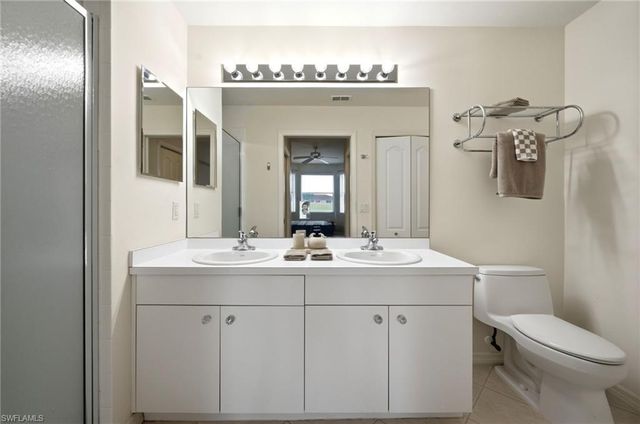 2690 Cypress Trace CIR 3214, Naples, FL 34119