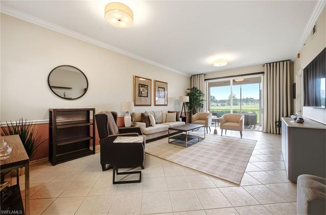 2690 Cypress Trace CIR 3214, Naples, FL 34119
