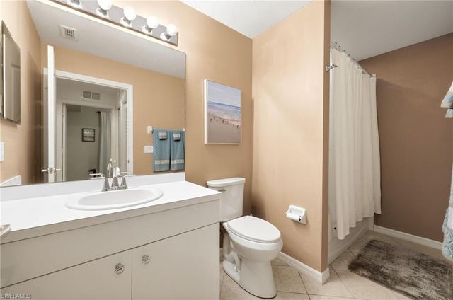 2690 Cypress Trace CIR 3214, Naples, FL 34119