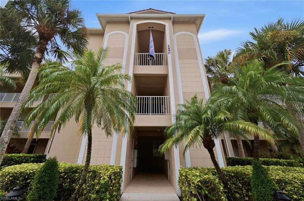 2690 Cypress Trace CIR 3214, Naples, FL 34119