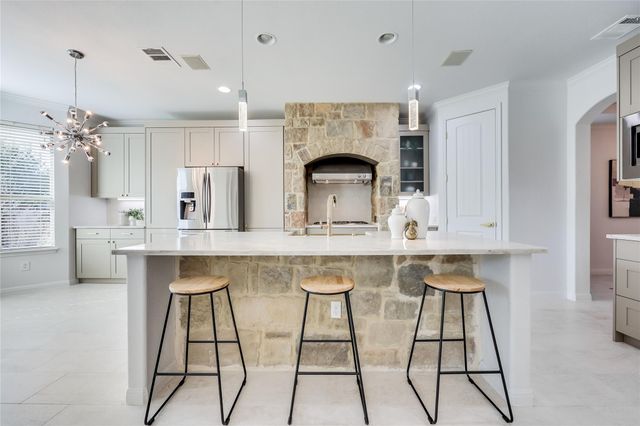 3900 Avery Woods LN, Cedar Park, TX 78613