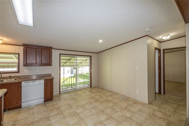 81 Periwinkle Drive, Olmsted Twp, OH 44138