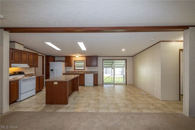 81 Periwinkle Drive, Olmsted Twp, OH 44138