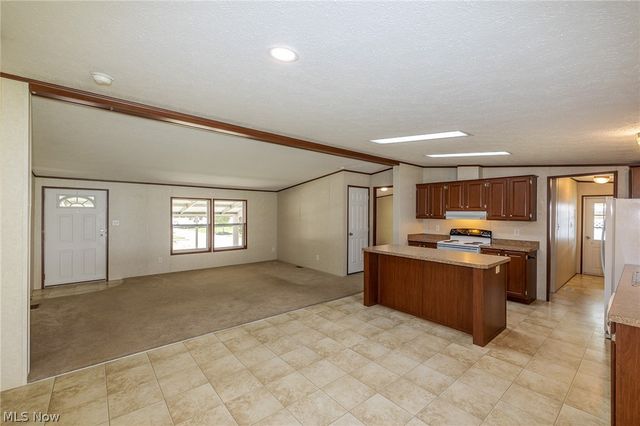 81 Periwinkle Drive, Olmsted Twp, OH 44138