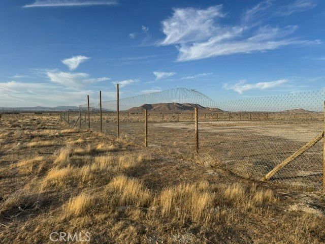 0 Sue Avenue, Rosamond, CA 93560