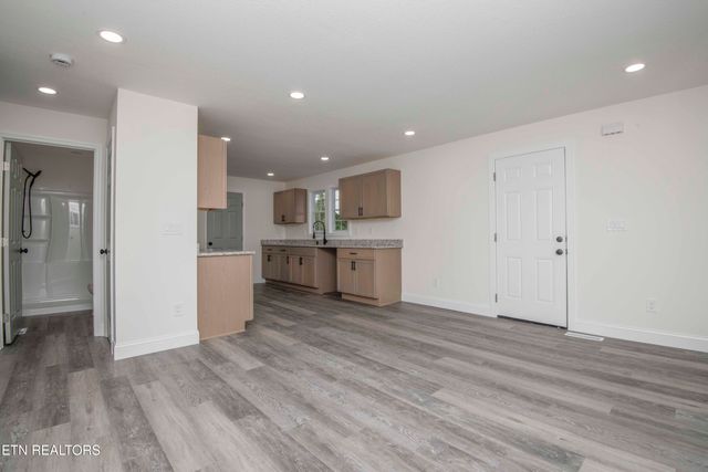 1004 Cannon Ave, Sweetwater, TN 37874