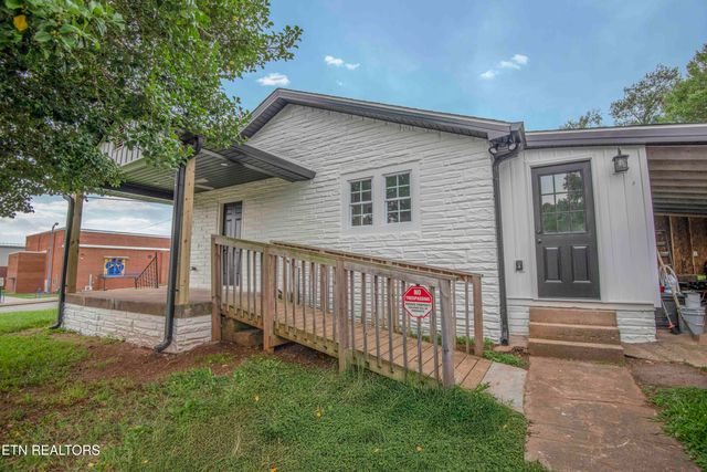 1004 Cannon Ave, Sweetwater, TN 37874